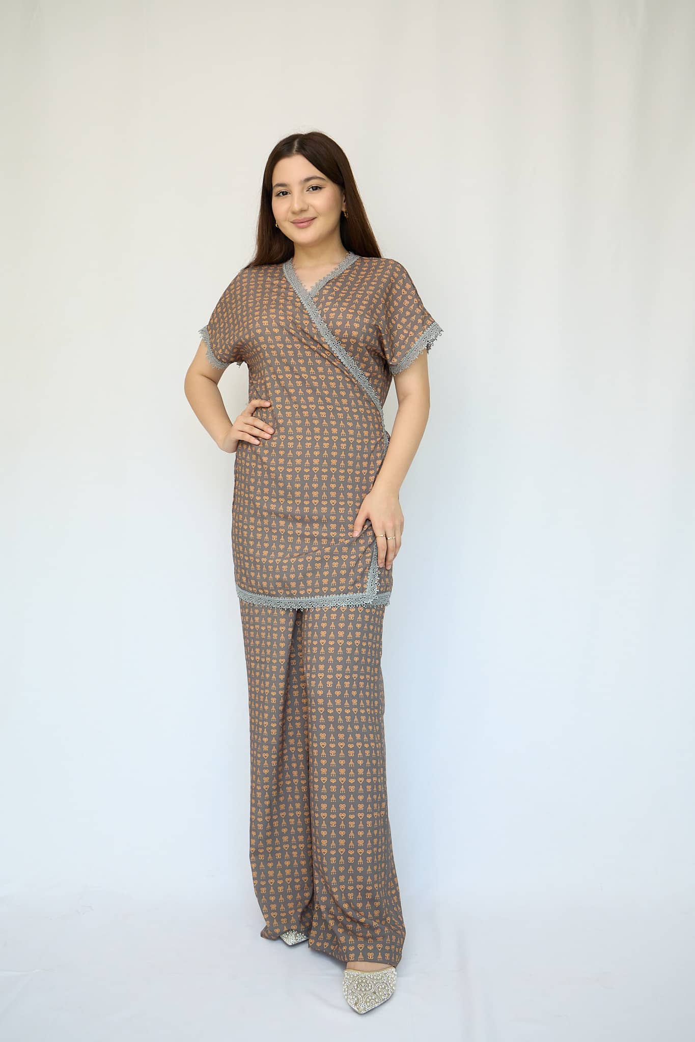 Sabo — kulrang (qisqa yeng)