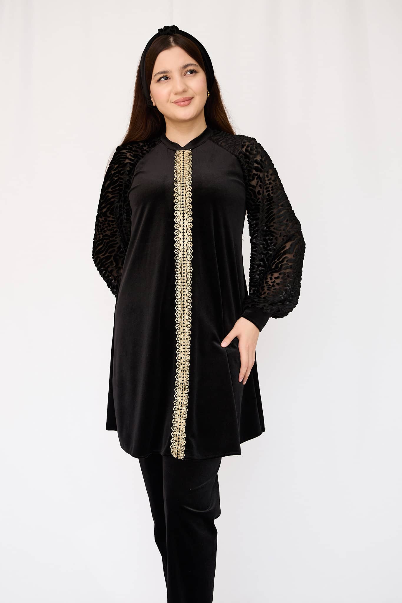 Gulbadan — qora (qora naqshli yeng) 2